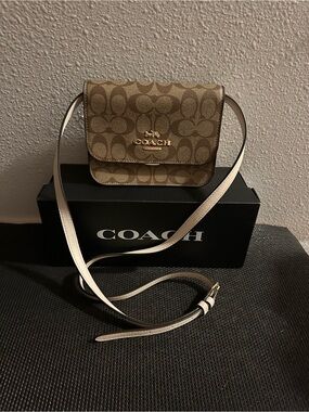 Coach | Bags | Coach Cambridge Alexa Silver Bag | Poshmark